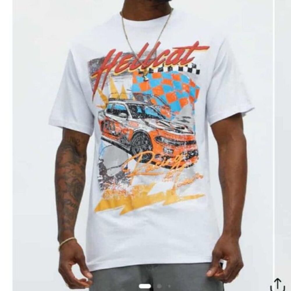 NOVAMEN Dodge Hellcat Racing Graphic Tee Men’s M White Muscle Car NWT